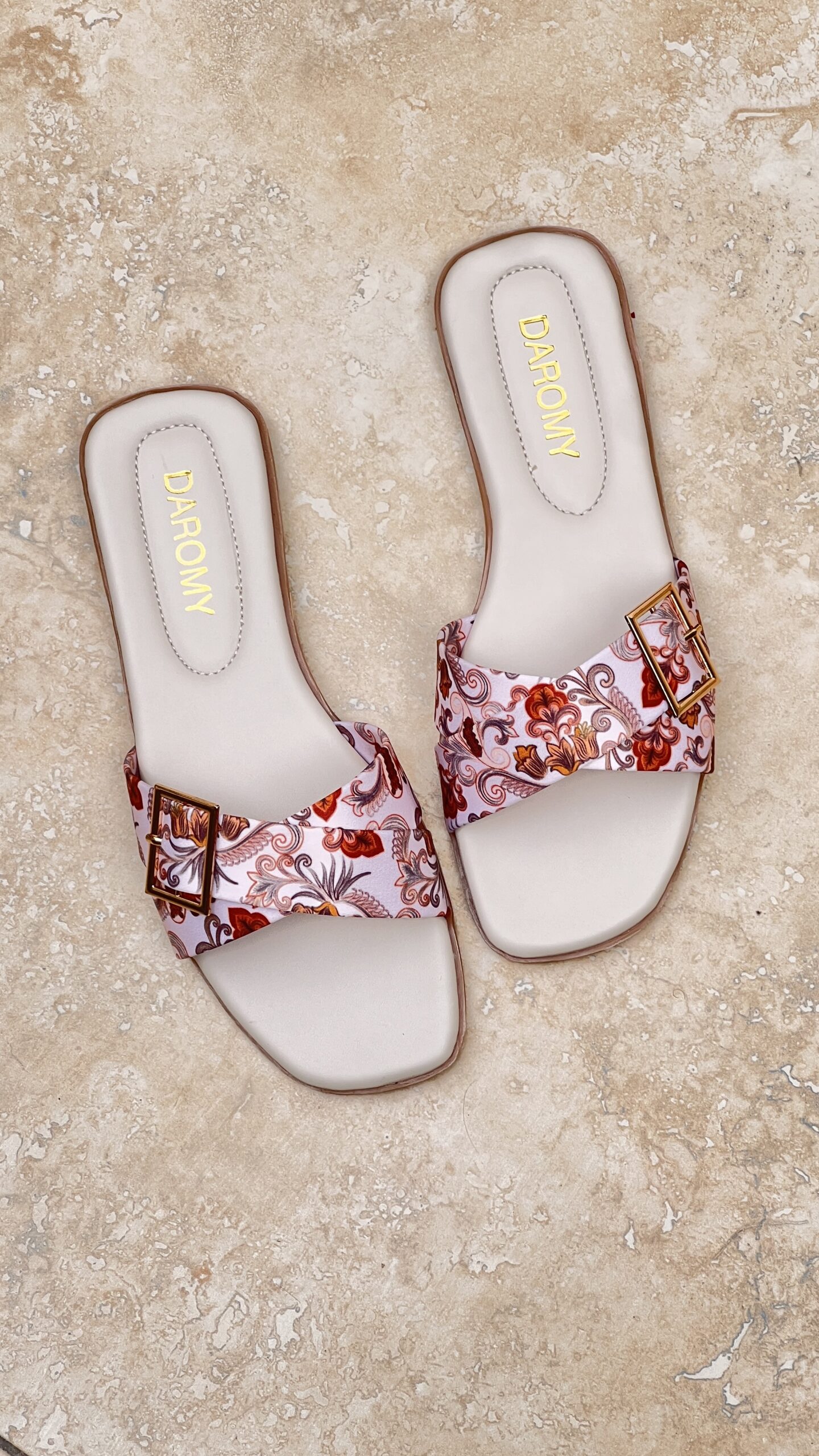 DAROMY sandals | beige